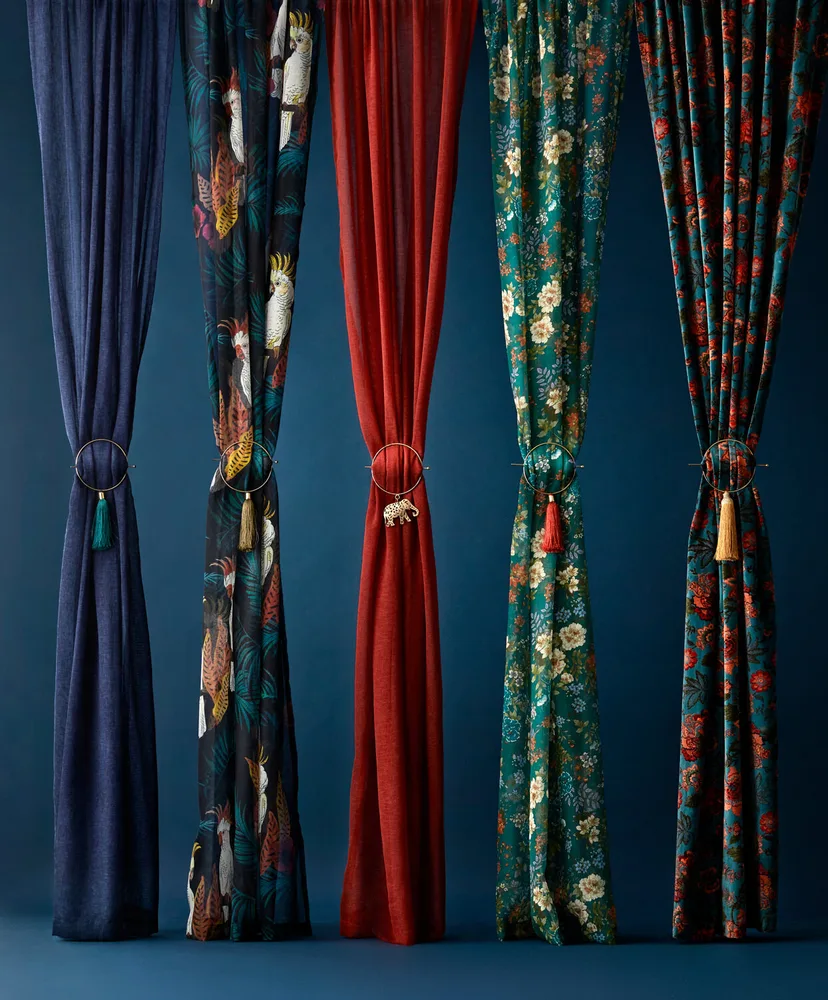 Interior — Emma Shevtzoff
