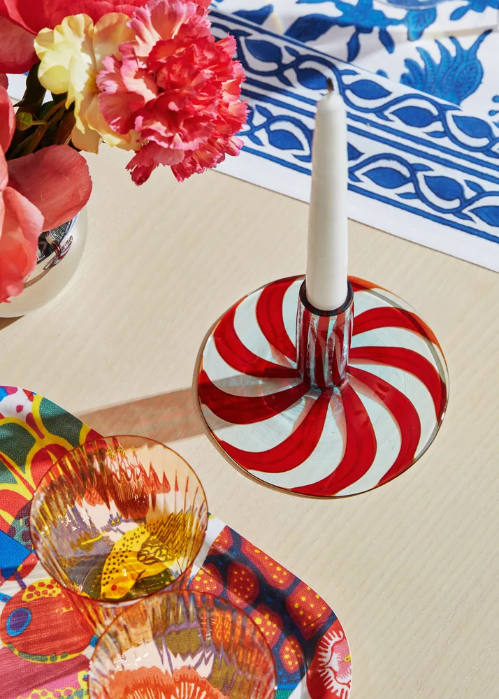 Interior — Emma Shevtzoff