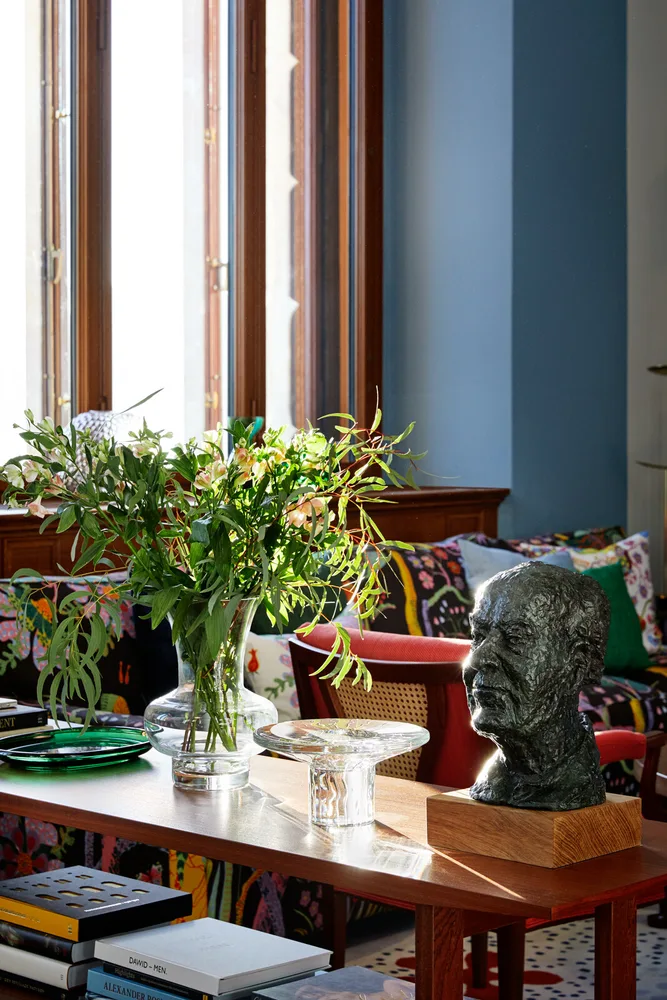 Interior — Emma Shevtzoff