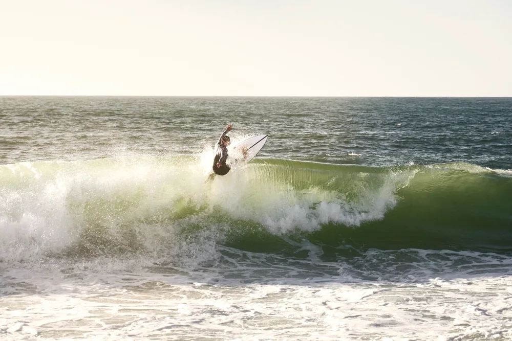 Golden Waves Surf Lodge — Henrik Kindgren