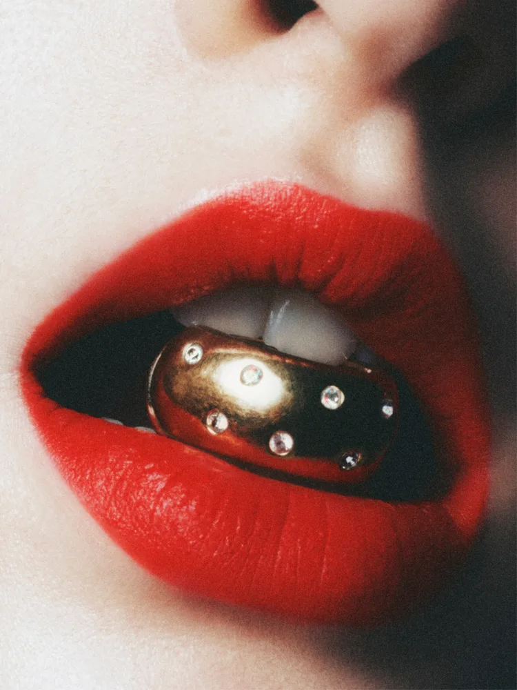 Modic Magazine — Nina Holma