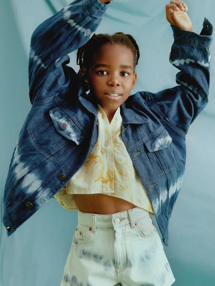 H&M — Amanda Mbalire