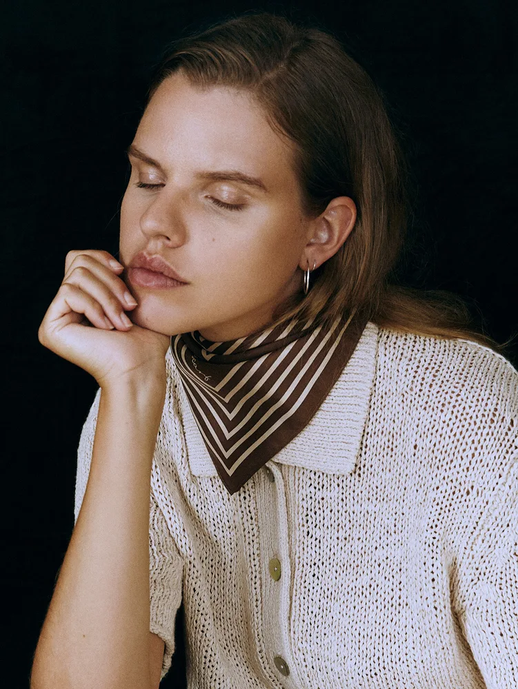 Le scarf — Alexandra Aronsson