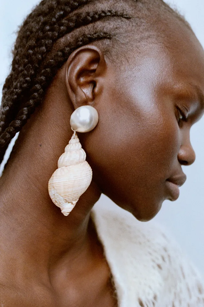 Mia Larsson Jewelry — Helen Borg