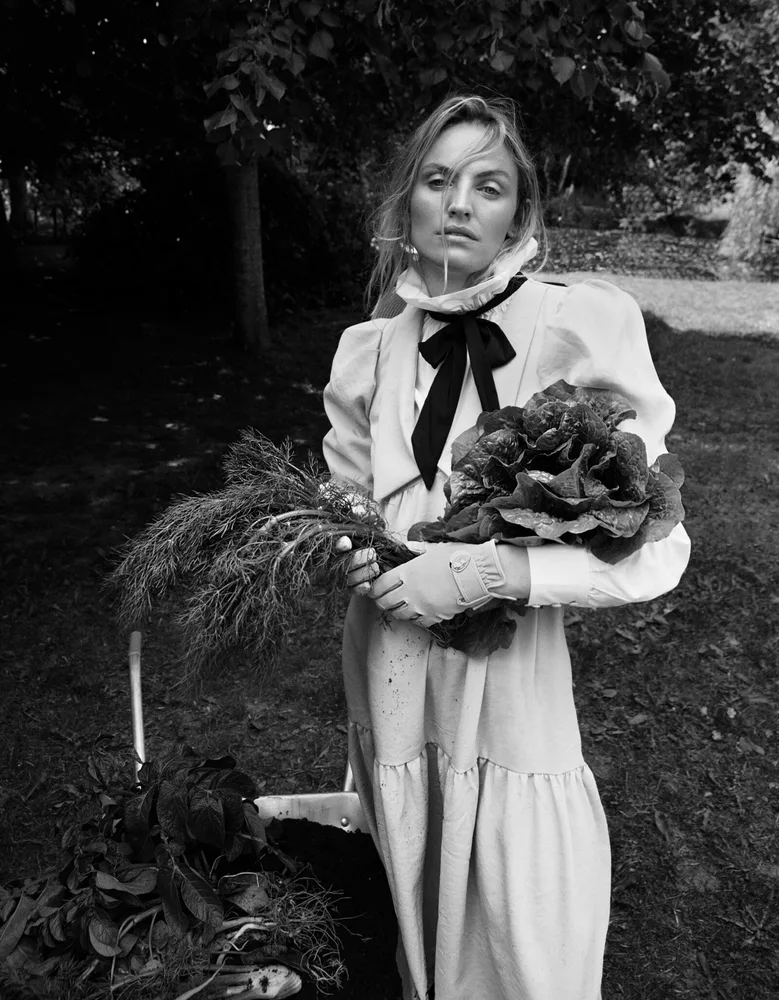 Garden Glory — Helen Borg