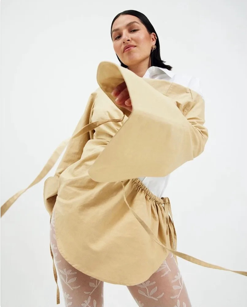 Damernas Värld — Maurine Tugavune