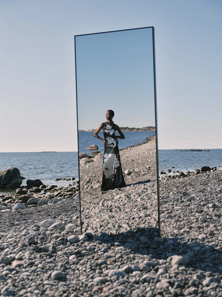 Damernas Värld — Pari Damani
