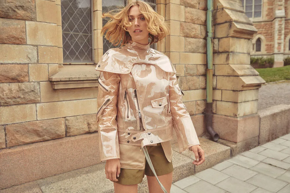 Plaza Magazine — Pari Damani