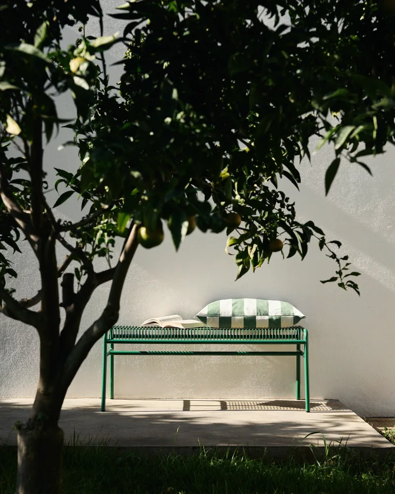 Granit — Julia Losciale