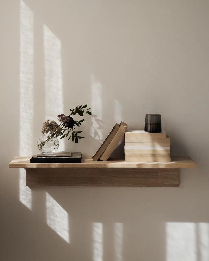 Granit — Julia Losciale