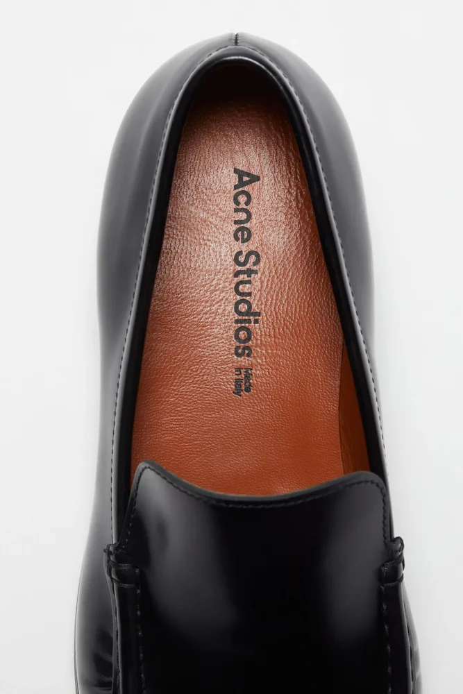Acne Studios — Lisa Läckgren