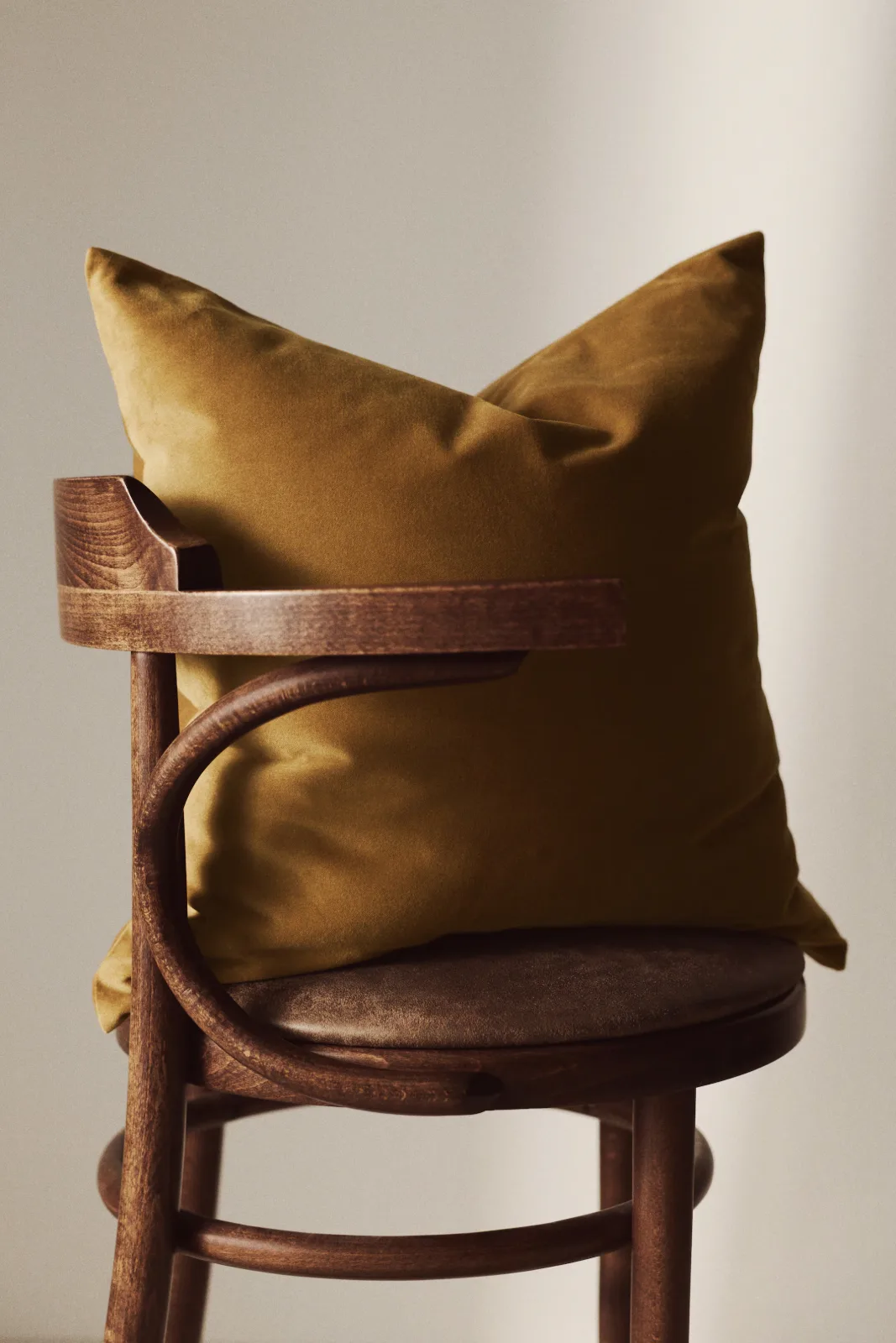 H&M Home — Julia Losciale